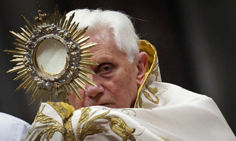 C:\Users\David7\Desktop\New Folder\Pope-Benedict-XVI-and-Daw-001.jpg