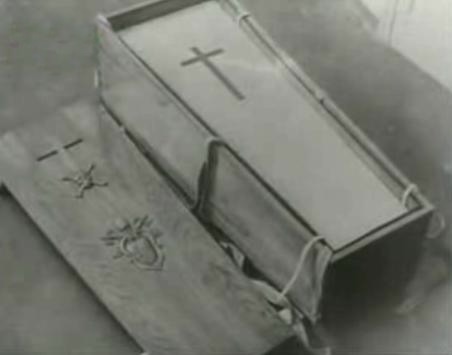 C:\Users\David7\Desktop\Pius XIcoffin.jpg